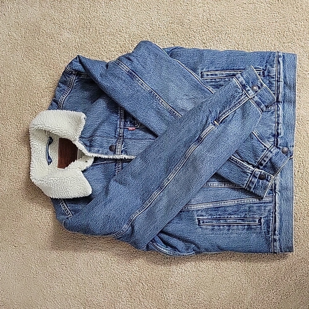 Levi's Sherpa Lined Denim Jacket